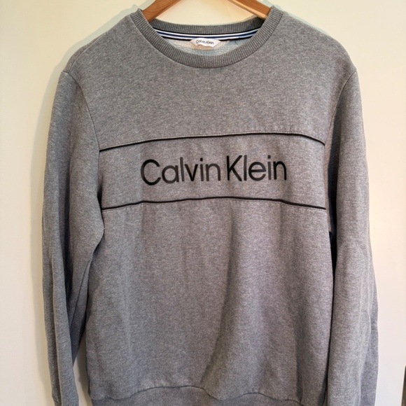 Calvin Klein sweatshirt - Picture 3 of 4